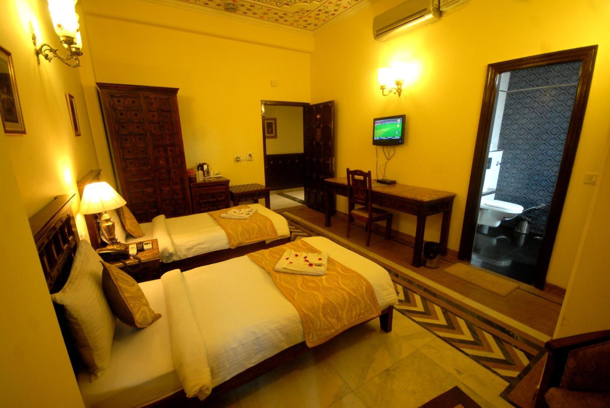 فندق جايبورفي  فندق راجبوتانا هافيلي المظهر الخارجي الصورة
