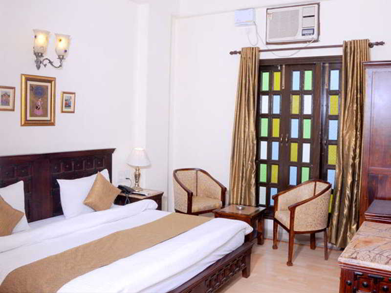 فندق جايبورفي  فندق راجبوتانا هافيلي المظهر الخارجي الصورة